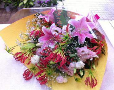 今日お届けしたお花｜「鈴木生花店」　（愛知県津島市の花キューピット加盟店 花屋）のブログ